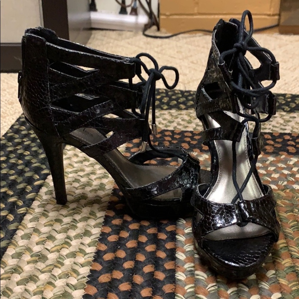 Black 3 inch heels